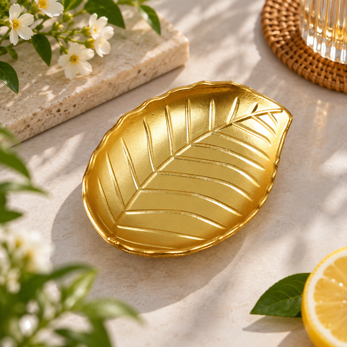 Gold Pothos Leaf Tray